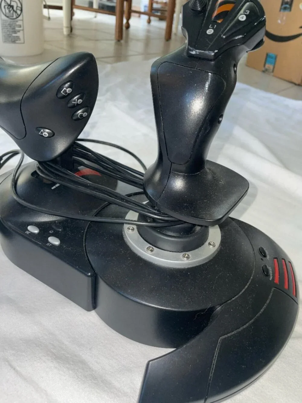 Thrustmaster T-flight Hotas X Flight Stick Flight Simulator PC / PS3 Tested